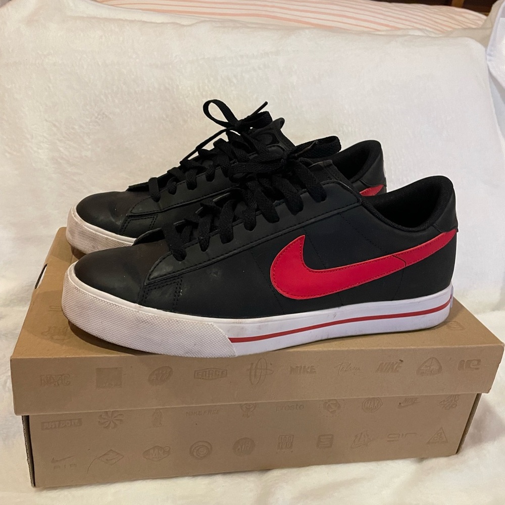 Nike sweet classic leather 9.5
